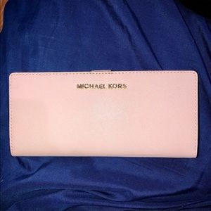 Michael Kors Slim Wallet